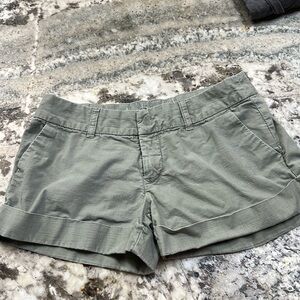Volcom army green shorts